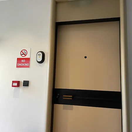 Arc House Apartment *