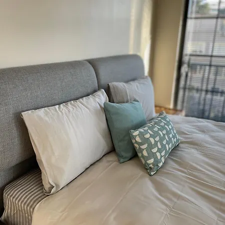 Arc House Apartment *